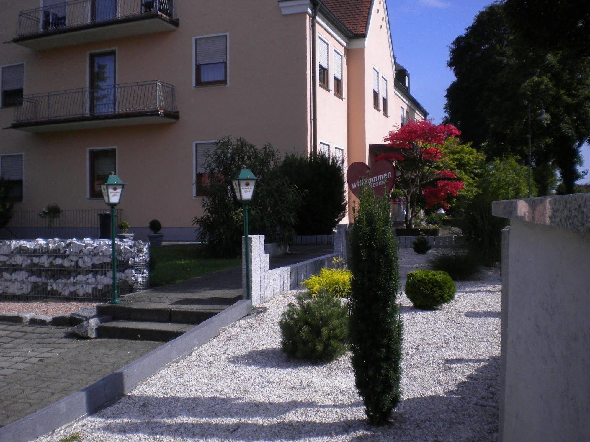 Hotel Garni Illertal Altenstadt  Exterior photo